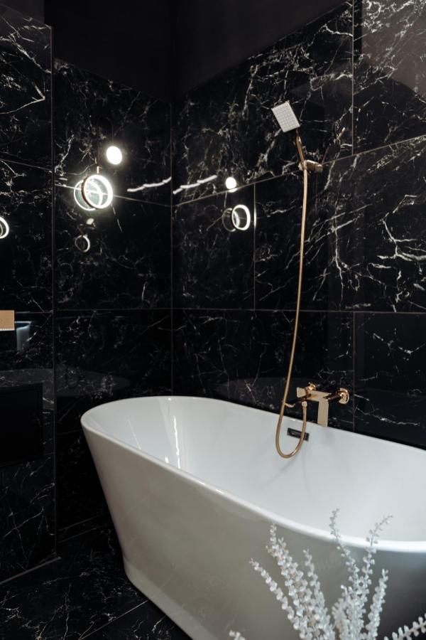 Fabulous And Fancy City Center Designer Apartment Cluj-Napoca Luaran gambar