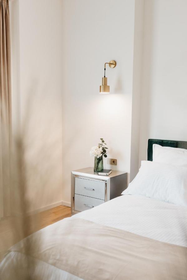 Fabulous And Fancy City Center Designer Apartment Cluj-Napoca Luaran gambar