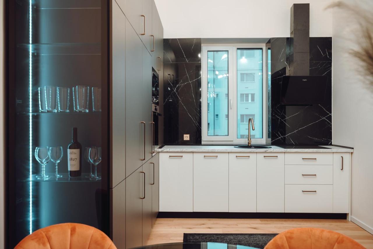 Fabulous And Fancy City Center Designer Apartment Cluj-Napoca Luaran gambar