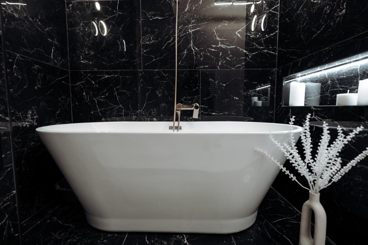 Fabulous And Fancy City Center Designer Apartment Cluj-Napoca Luaran gambar